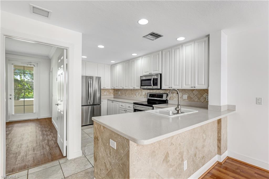 28260 Villagewalk CIR