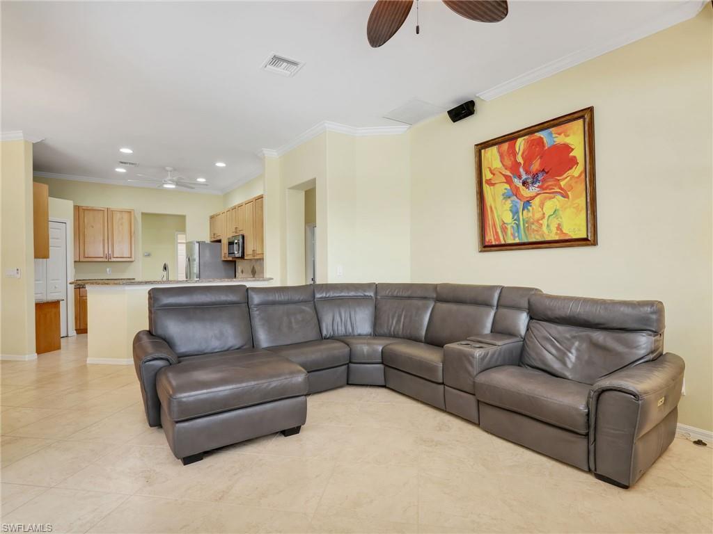 3274 Sturgeon Bay CT