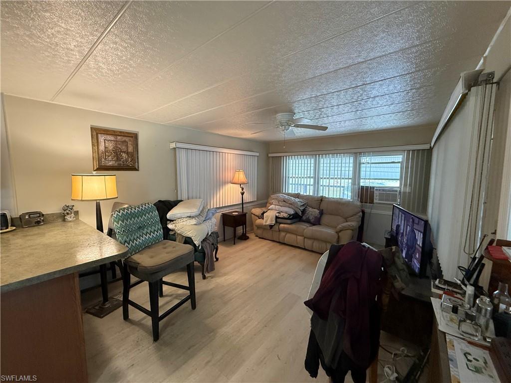 539 Poinsettia LN # 152