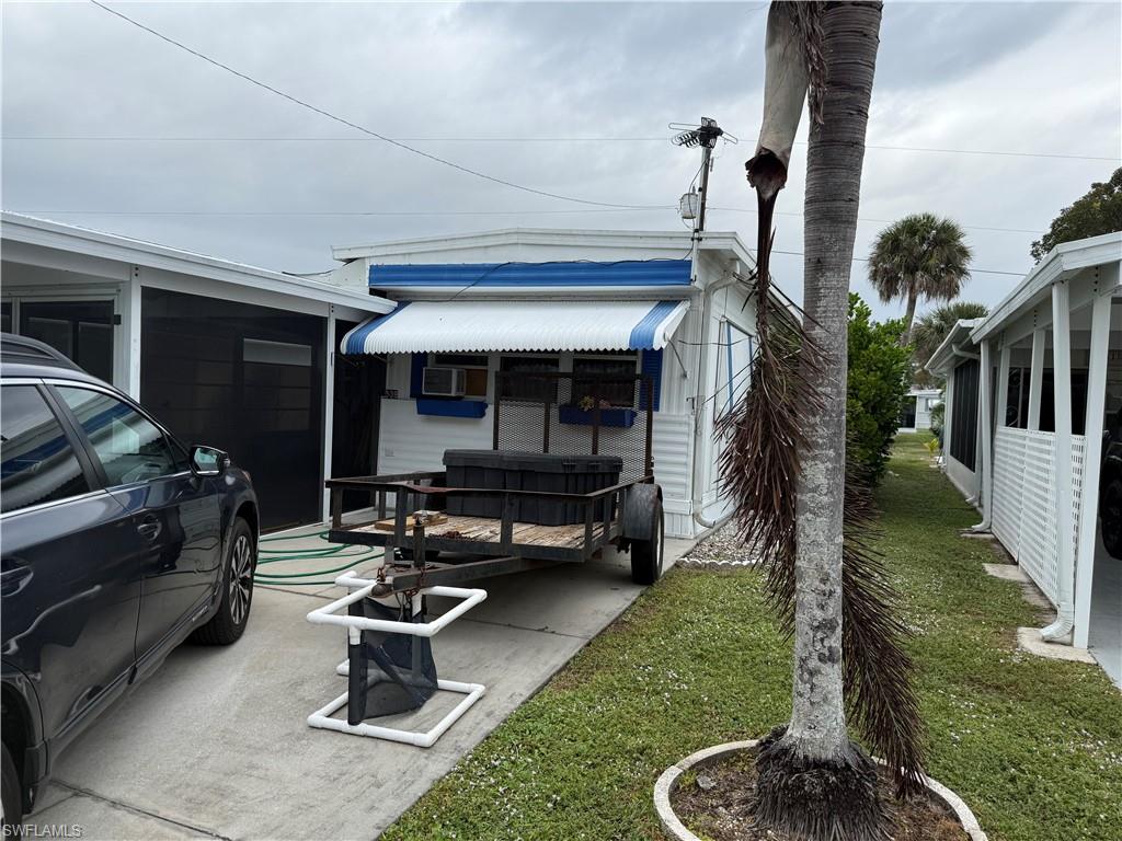 539 Poinsettia LN # 152