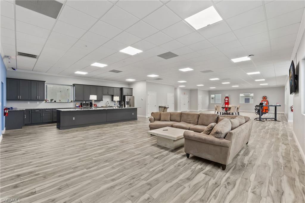 17870 Toy Vault LN # 602