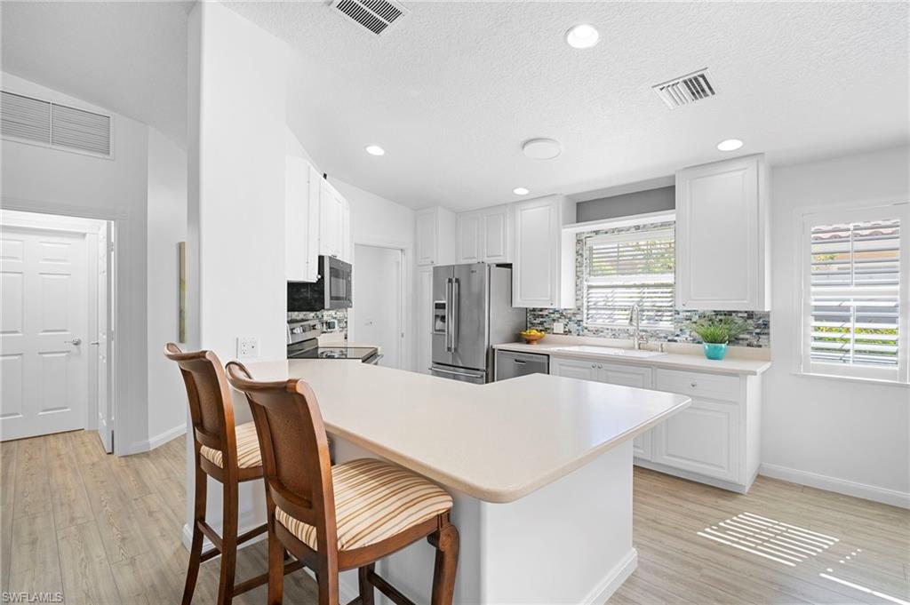 15374 Queen Angel WAY