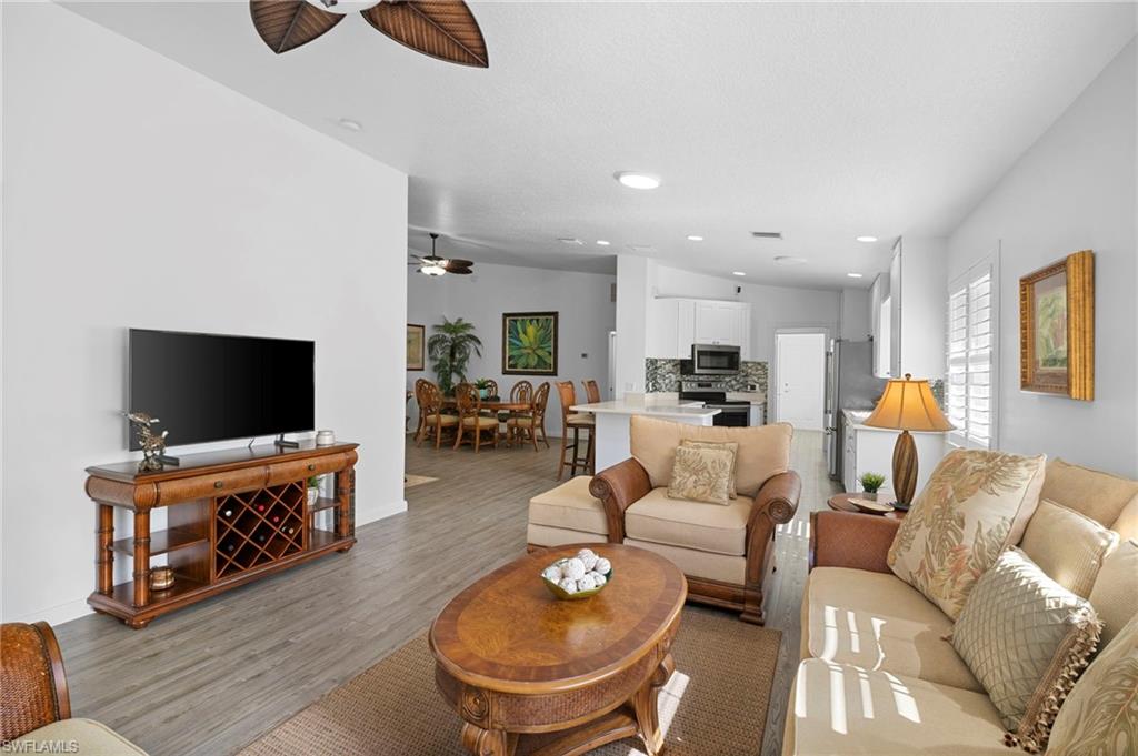 15374 Queen Angel WAY