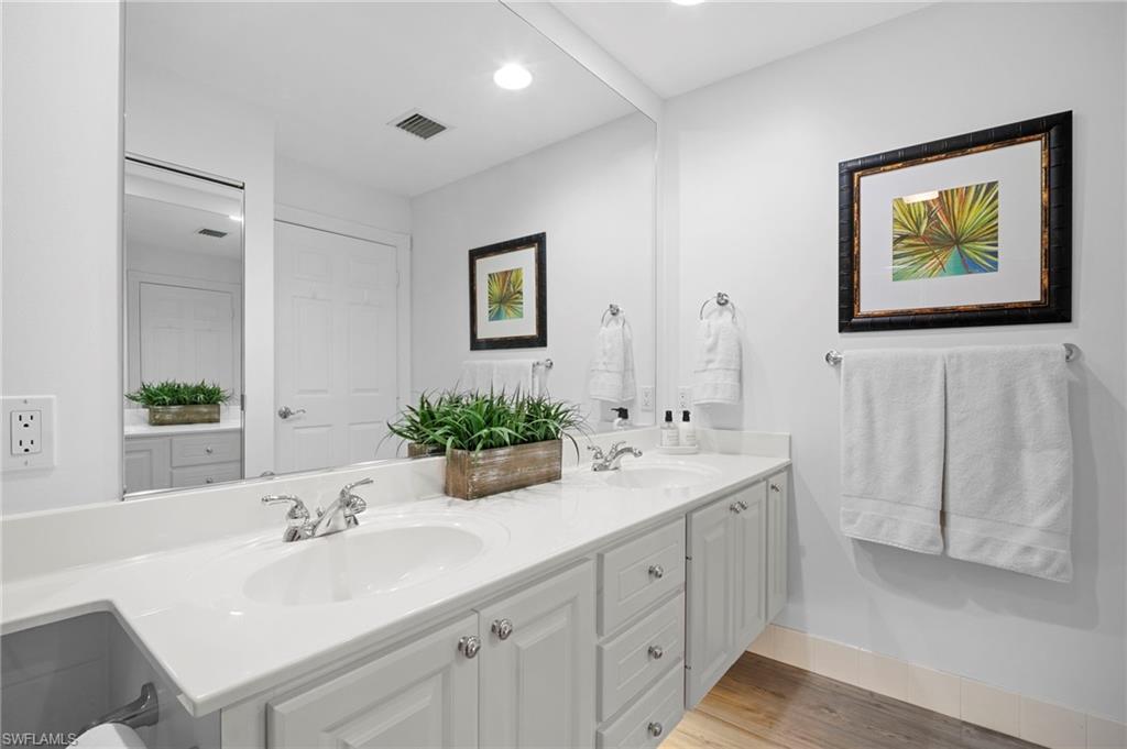 15374 Queen Angel WAY