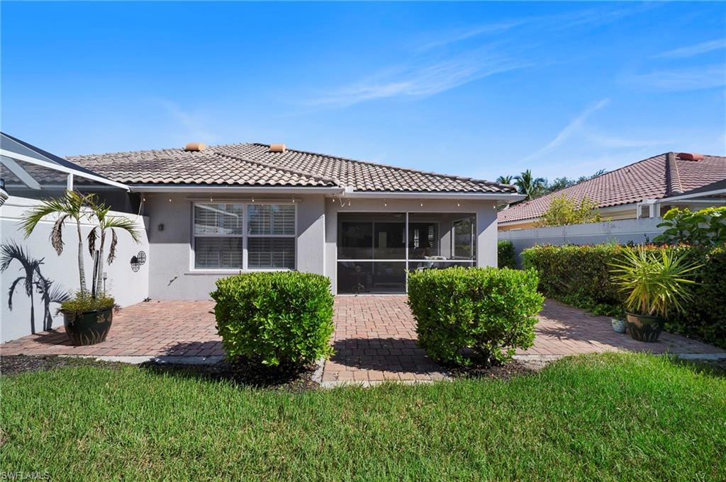 15374 Queen Angel WAY