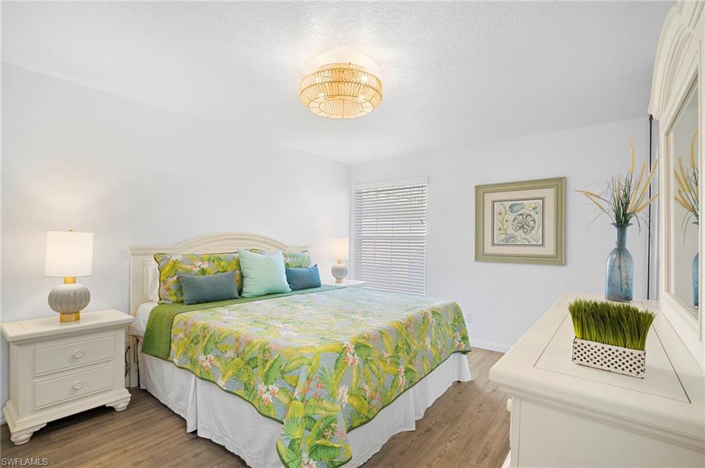 15374 Queen Angel WAY