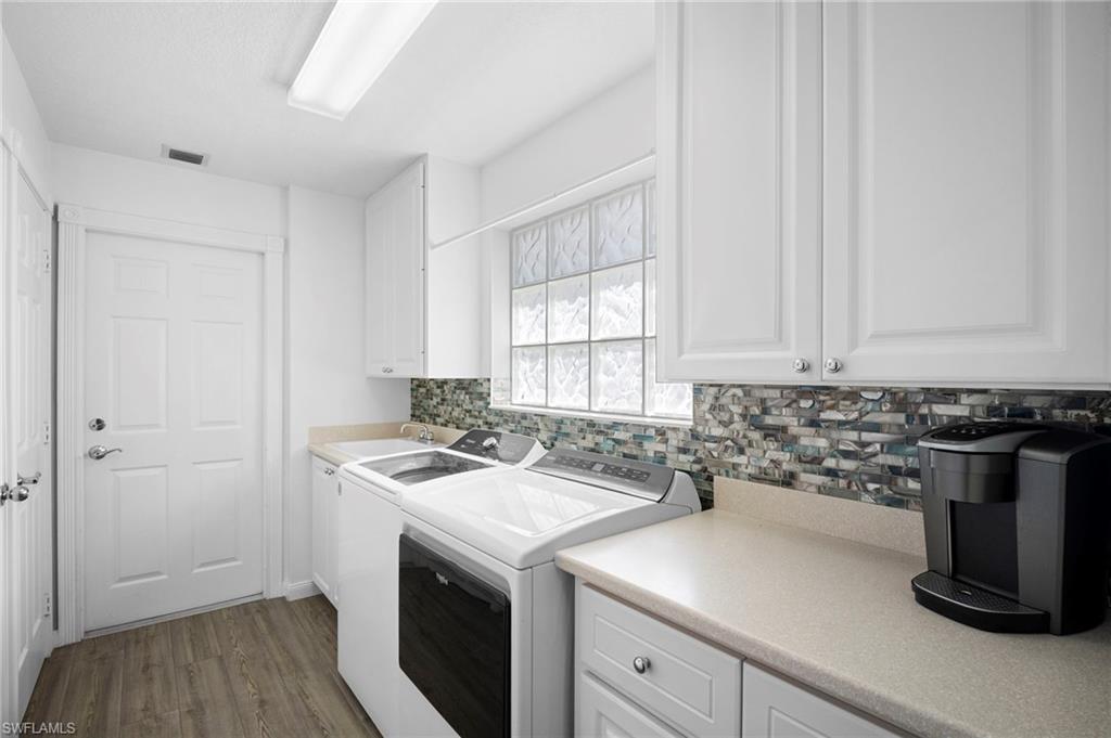 15374 Queen Angel WAY