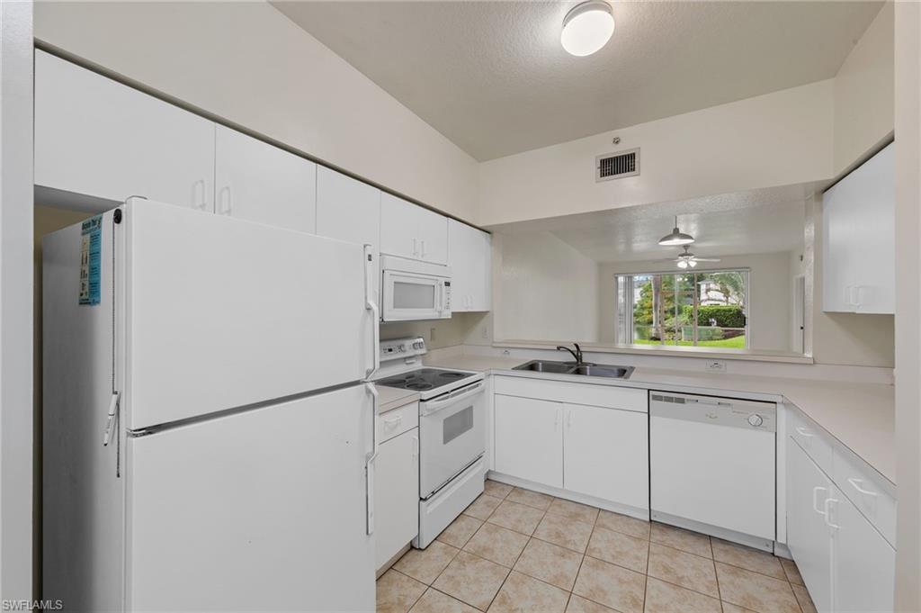 3250 Cypress Glen WAY # 406