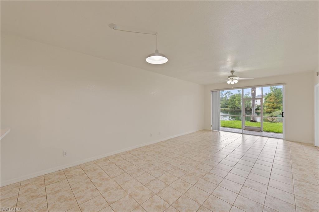 3250 Cypress Glen WAY # 406