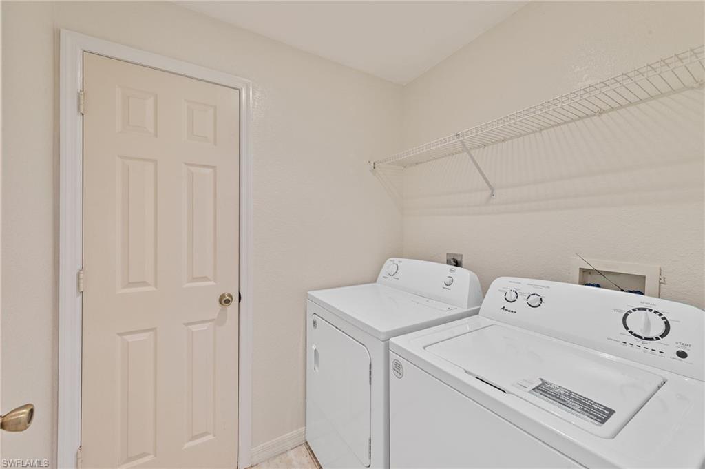 3250 Cypress Glen WAY # 406