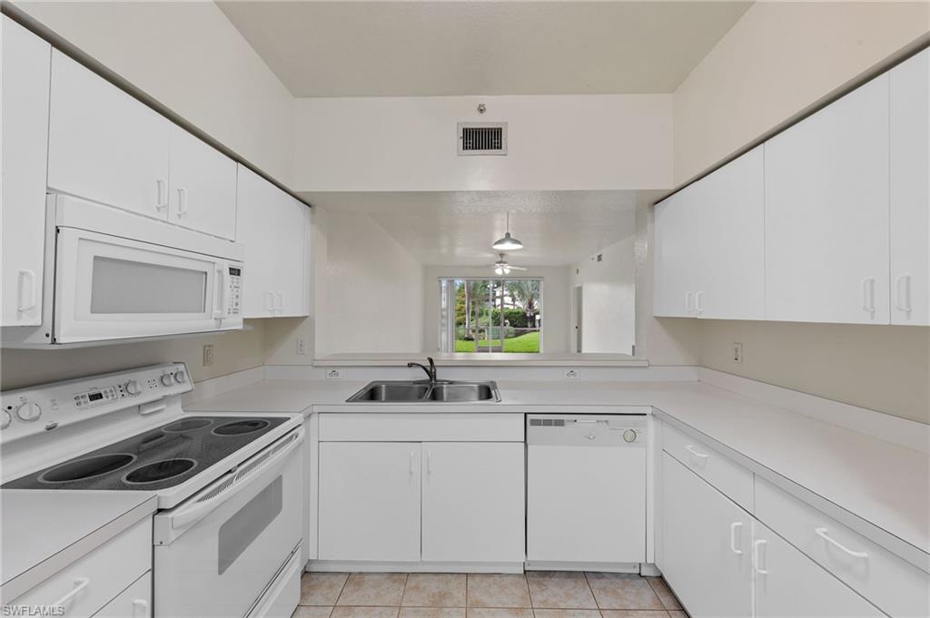 3250 Cypress Glen WAY # 406