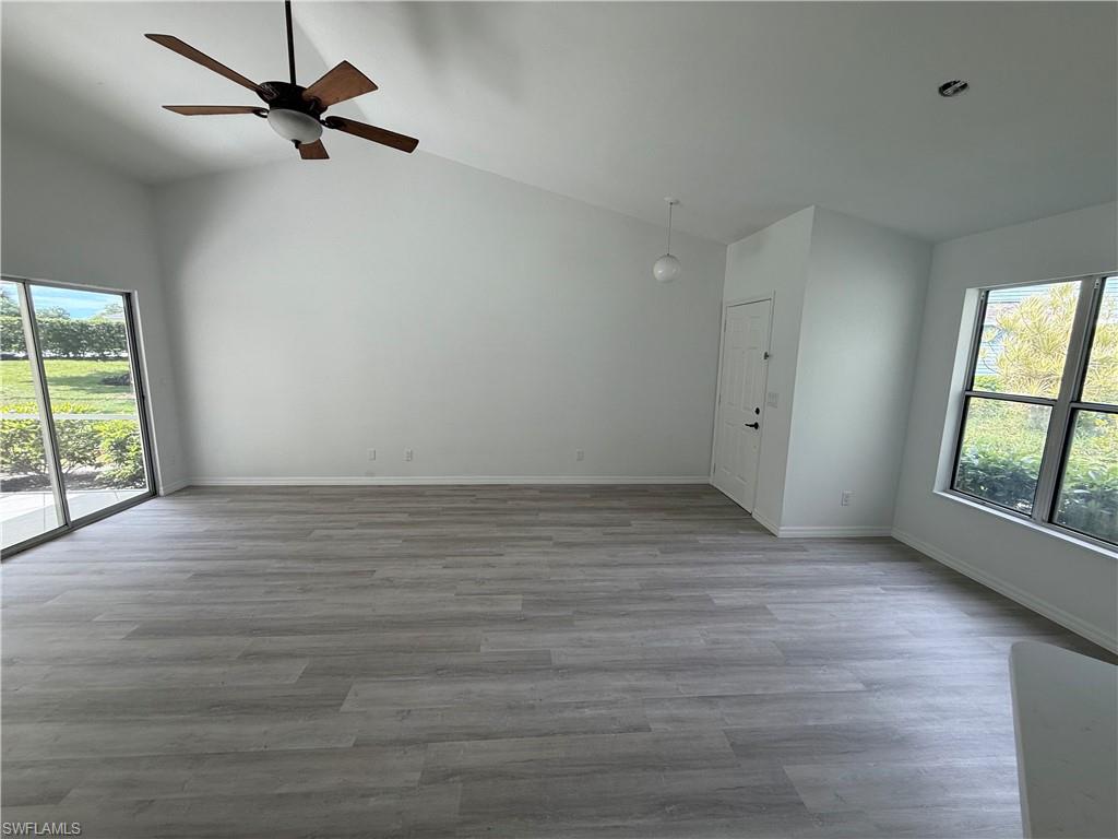 1526 A Trafalgar LN # 102 Unit: J-102