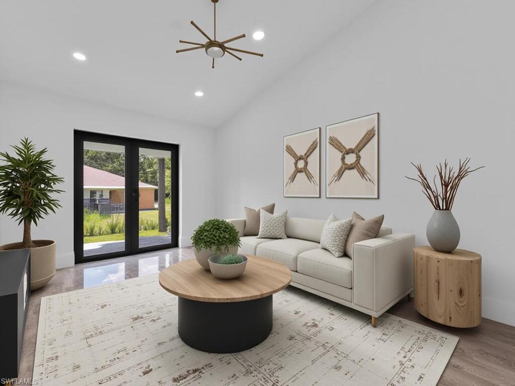 4917/4919 Leonard BLVD S