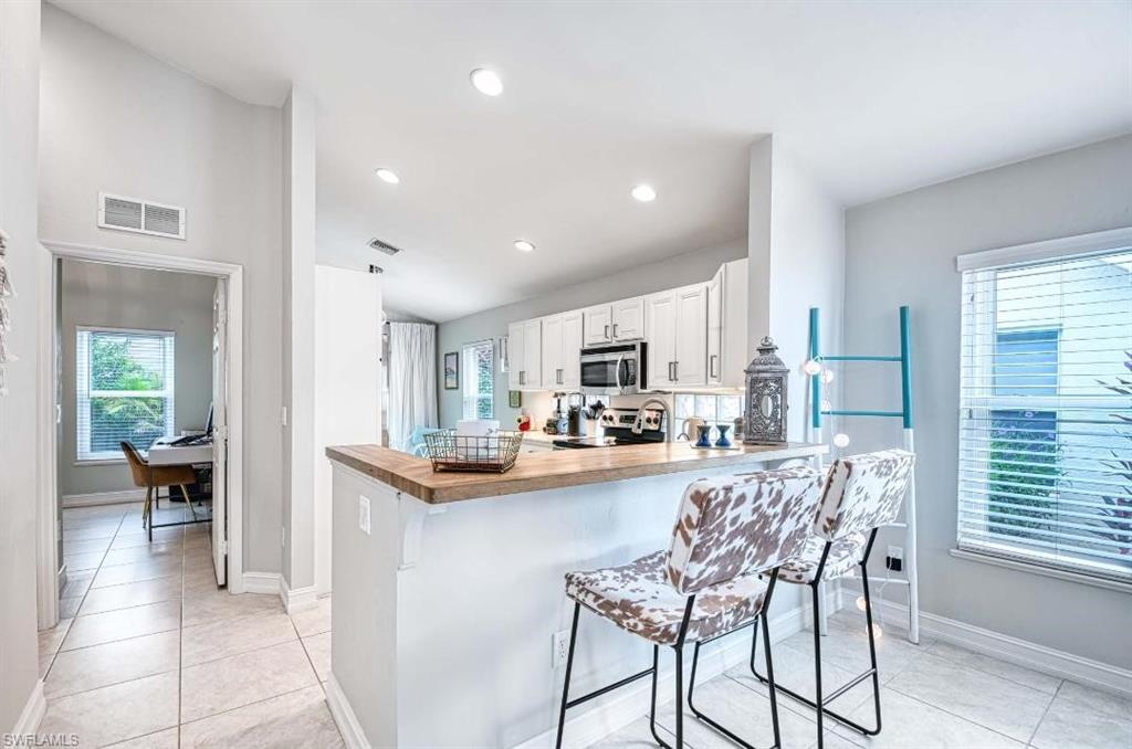 3516 Magenta CT # 15