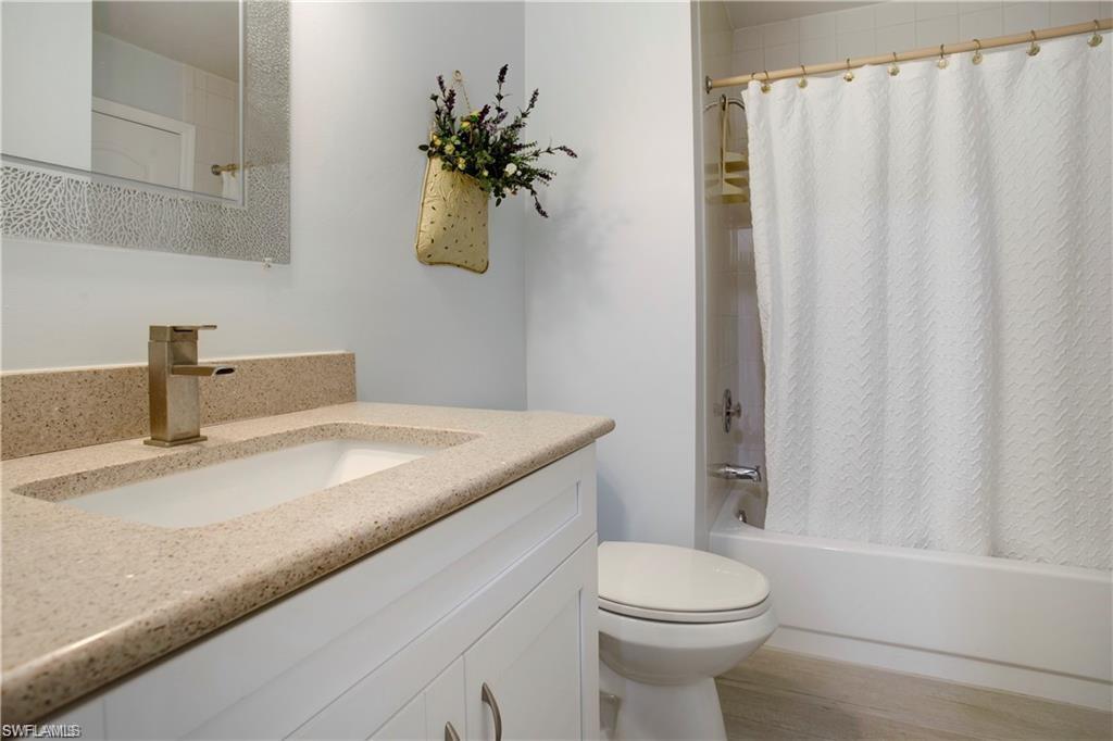 15210 Majorca Bay DR # 15, NAPLES Unit: #1-15