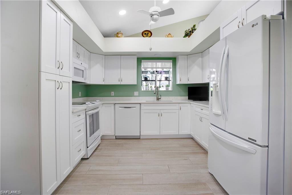 15210 Majorca Bay DR # 15, NAPLES Unit: #1-15