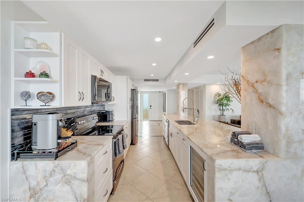 11 Bluebill AVE # 1101