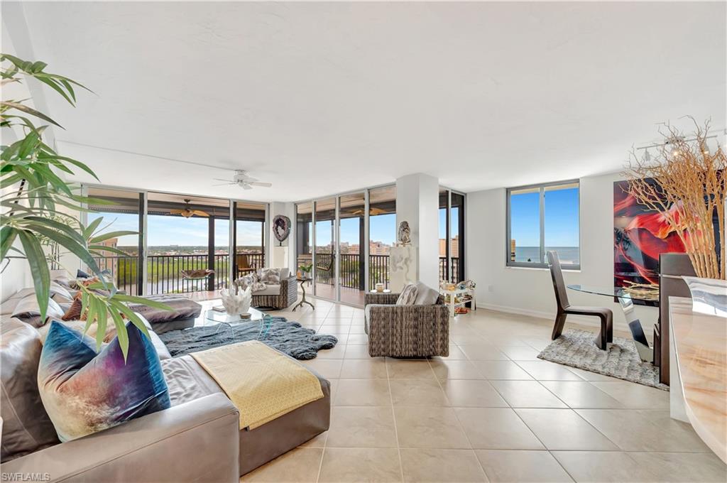 11 Bluebill AVE # 1101