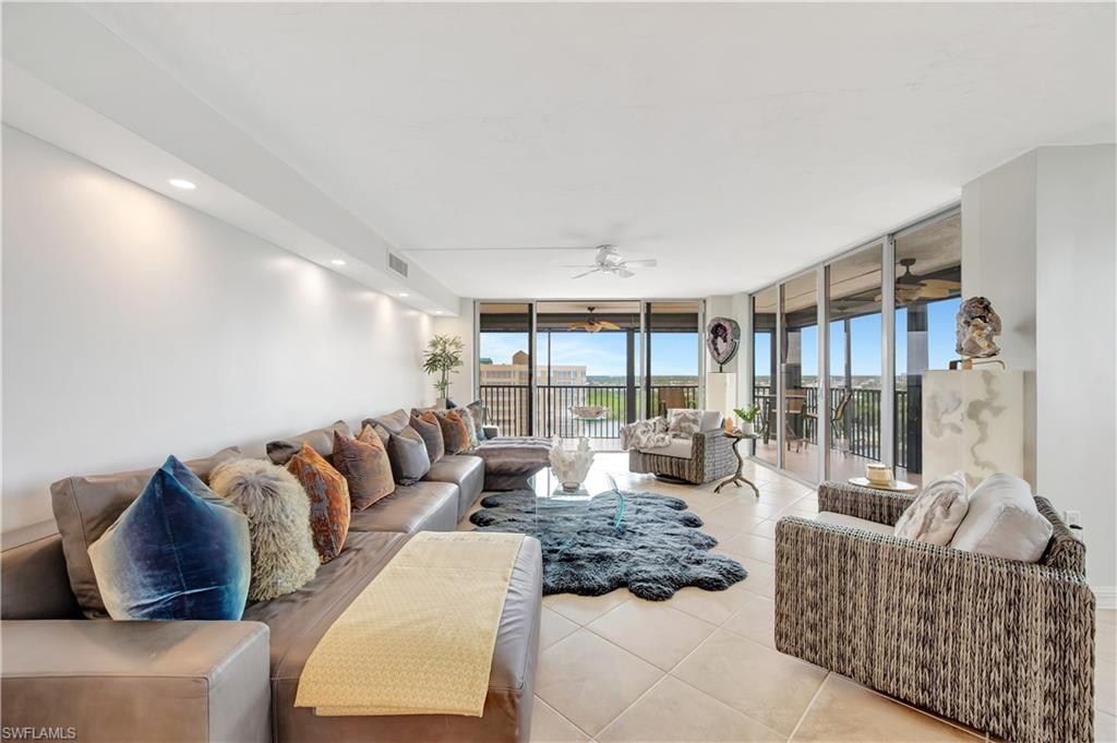 11 Bluebill AVE # 1101