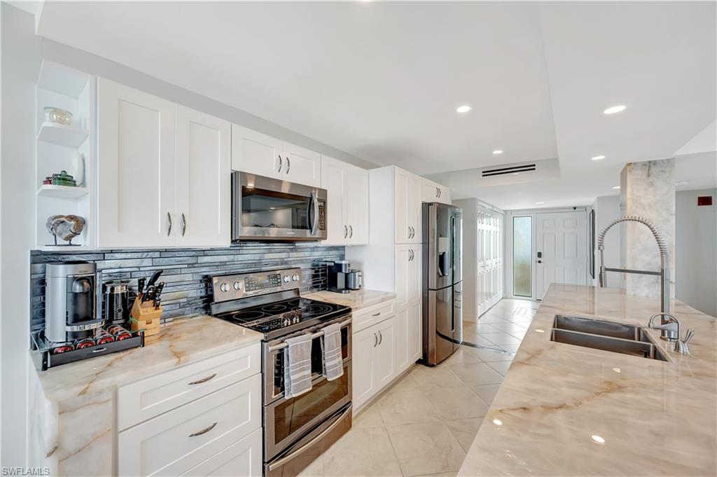 11 Bluebill AVE # 1101