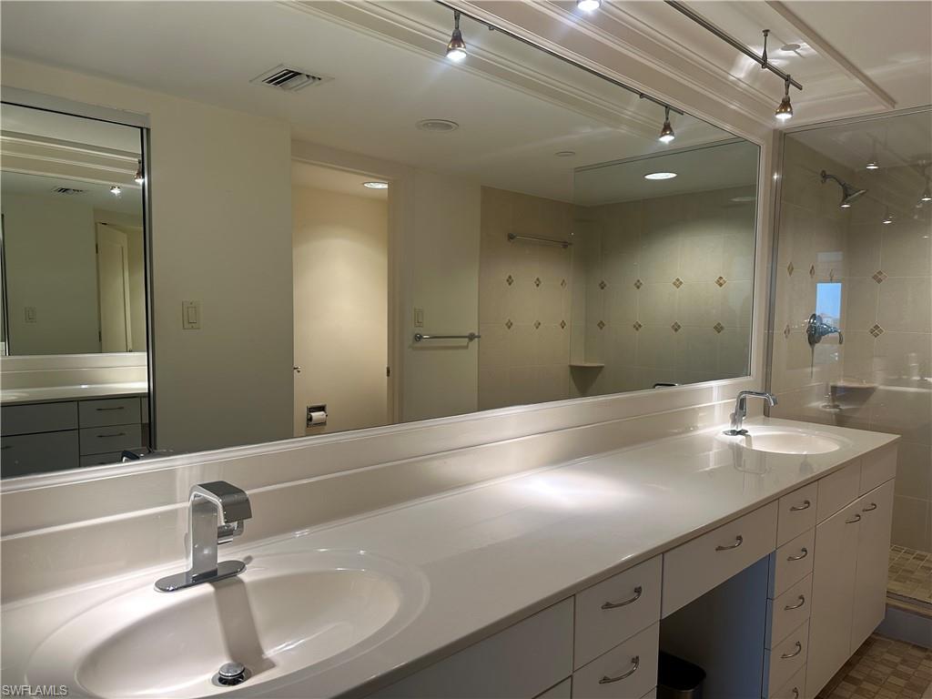 4751 GULF SHORE BLVD N # 1202