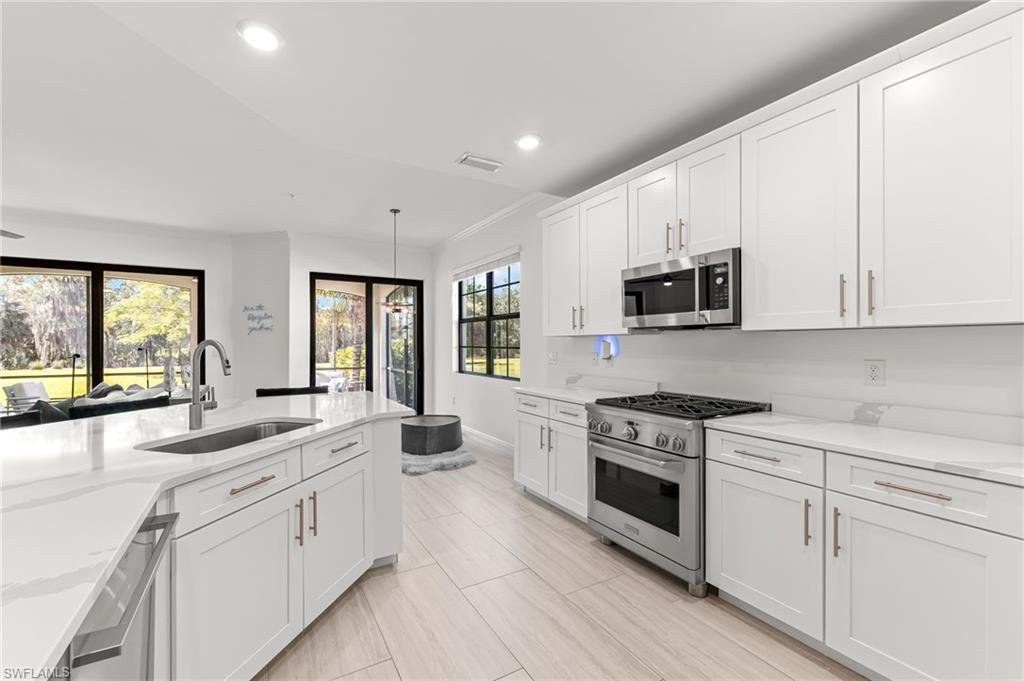 16348 Viansa WAY # 102