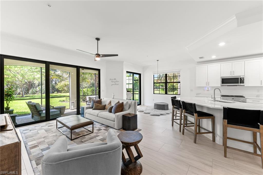 16348 Viansa WAY # 102