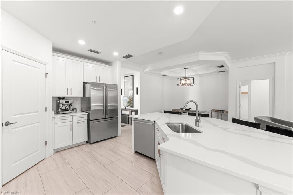 16348 Viansa WAY # 102