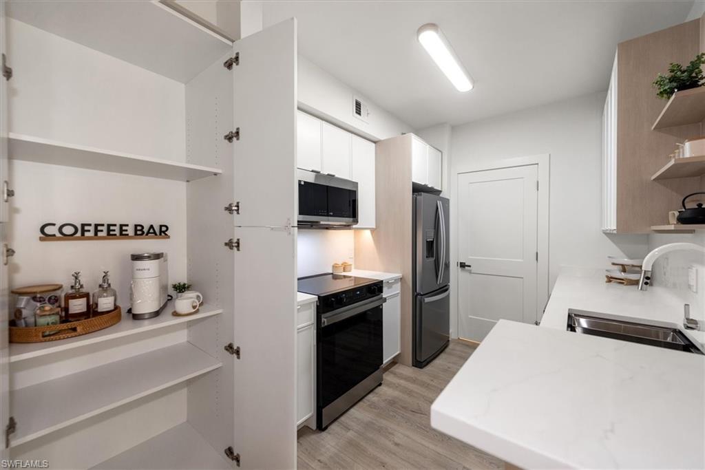 1170 Reserve WAY # 107