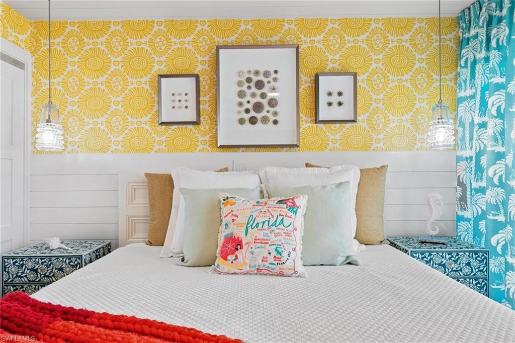 1215 Edington PL # 4X Unit: C-4X