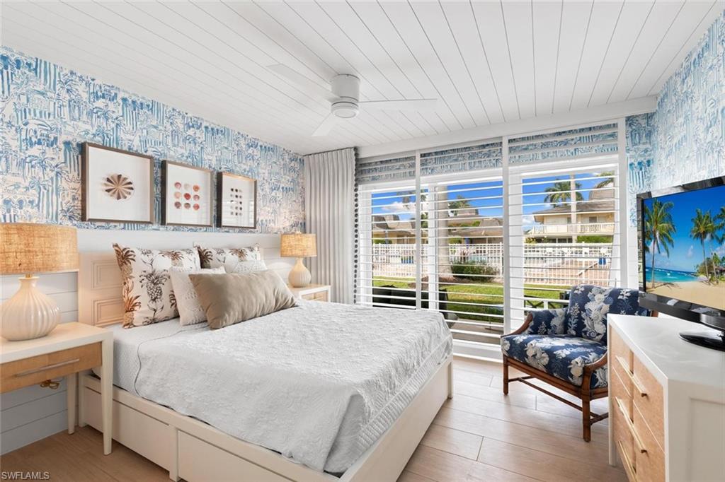 1215 Edington PL # 4X Unit: C-4X