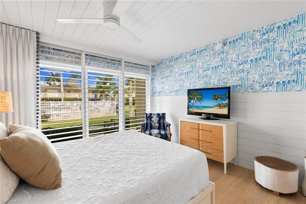 1215 Edington PL # 4X Unit: C-4X