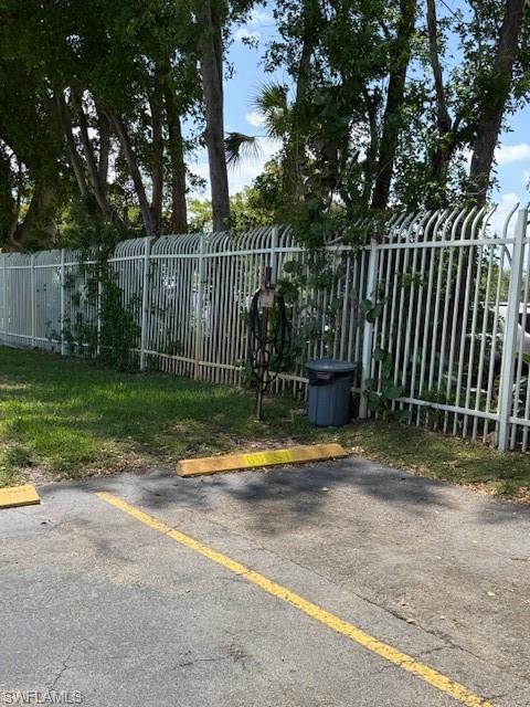 3910 INVERRARY BLVD # B Unit: 407-B