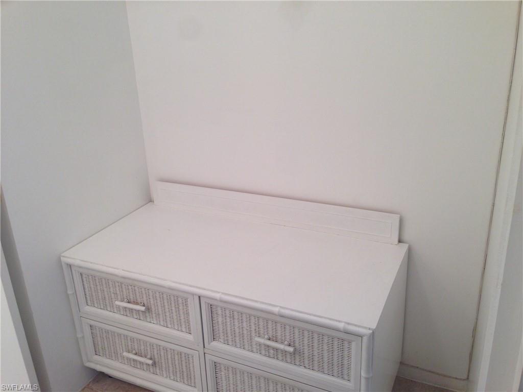 3760 INVERRARY DR # 1W