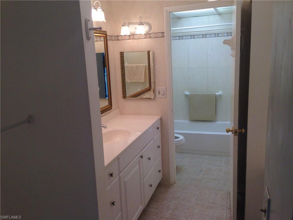 3760 INVERRARY DR # 1W