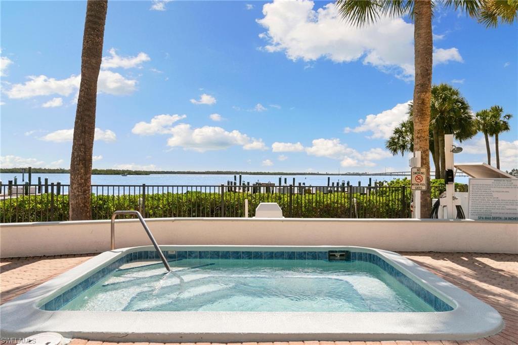 1085 Bald Eagle DR # F401