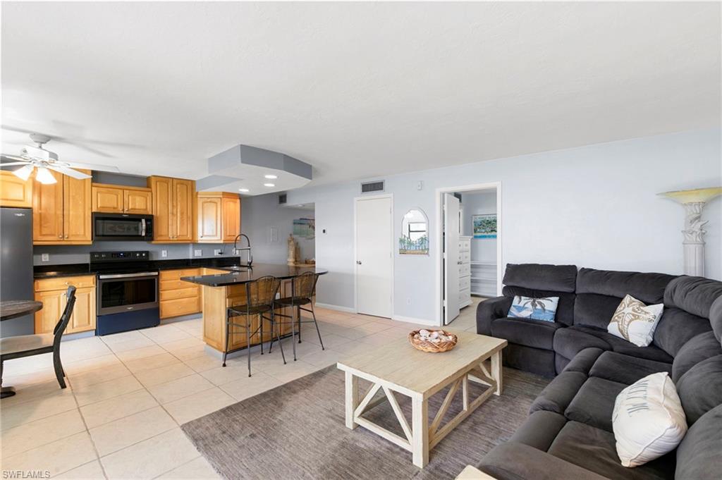 1085 Bald Eagle DR # F401