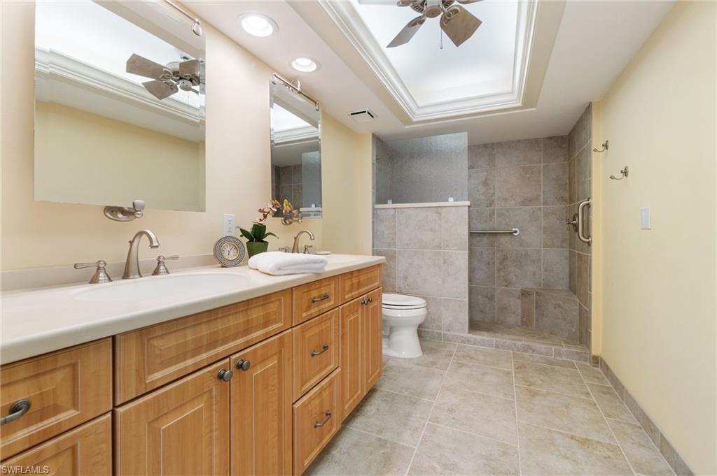 838 W Elkcam CIR # 208