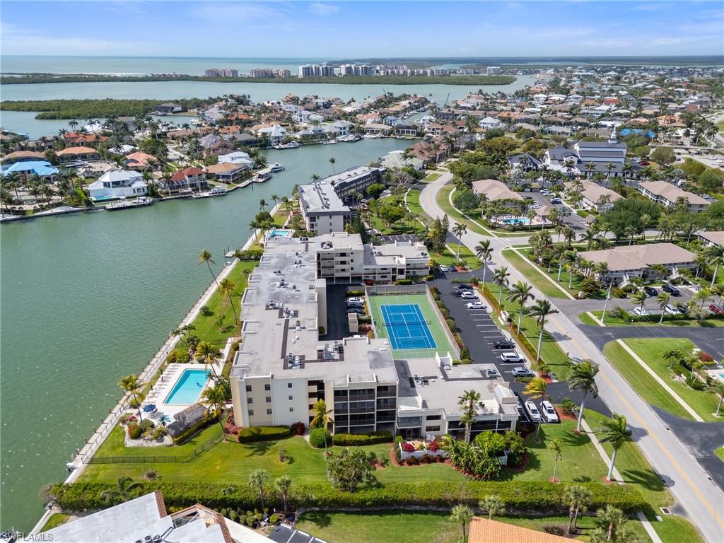 838 W Elkcam CIR # 208