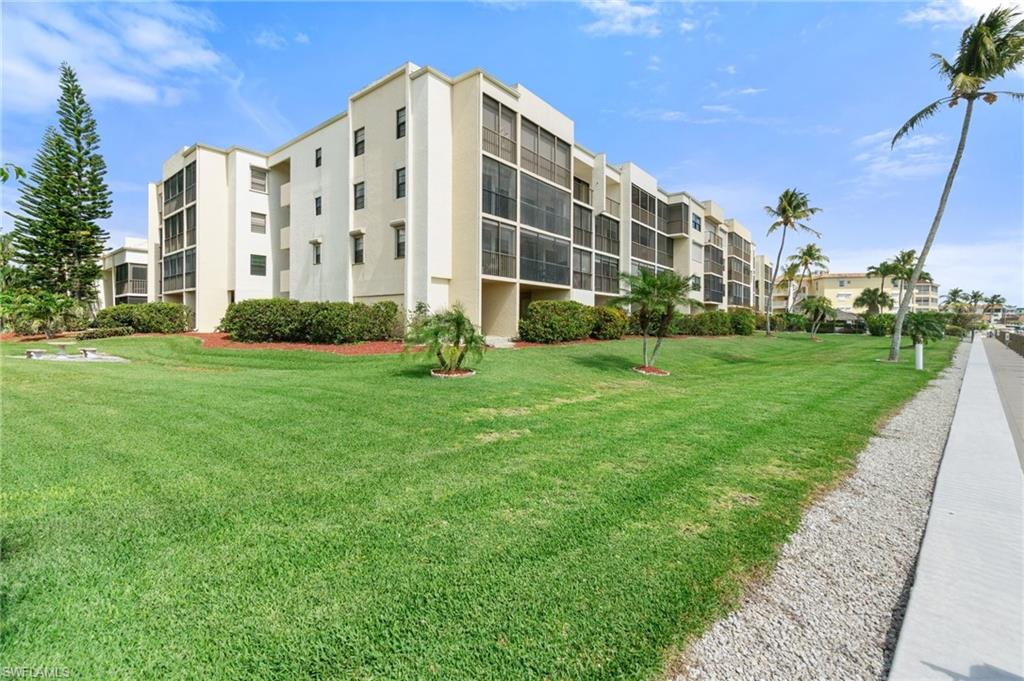 838 W Elkcam CIR # 208