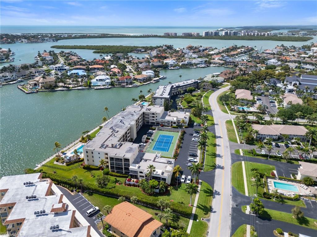 838 W Elkcam CIR # 208