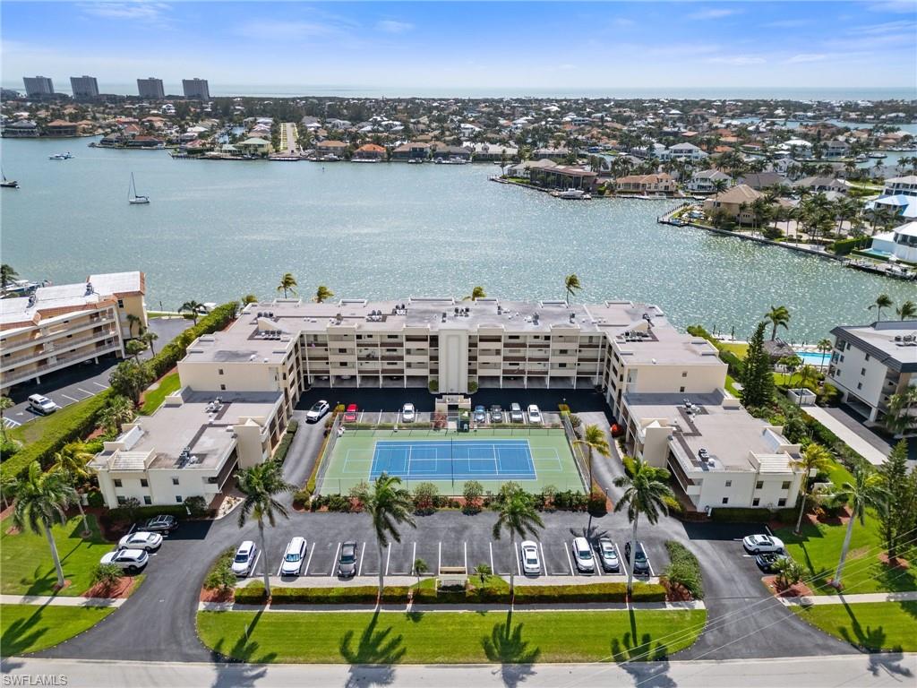 838 W Elkcam CIR # 208