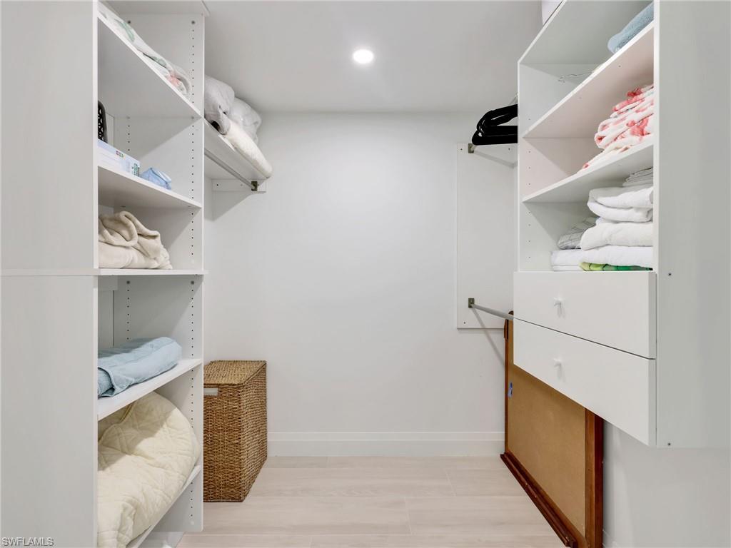 13105 Vanderbilt DR # 606