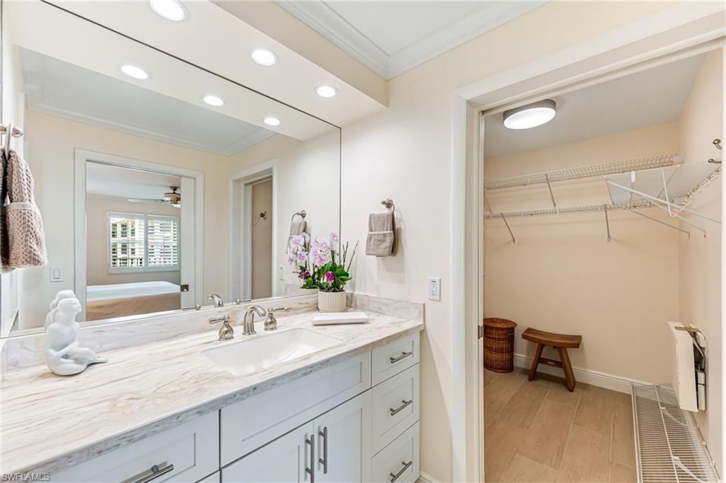 3500 Gulf Shore BLVD N # 509