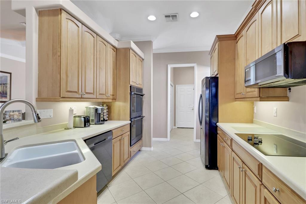 3670 Grand Cypress DR