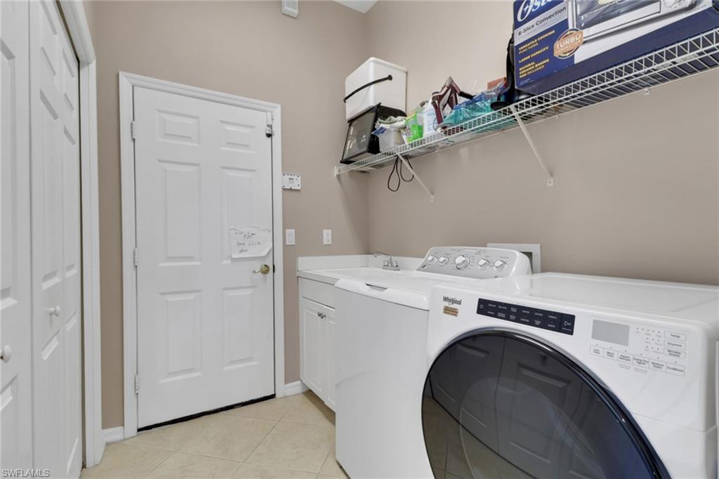 3670 Grand Cypress DR