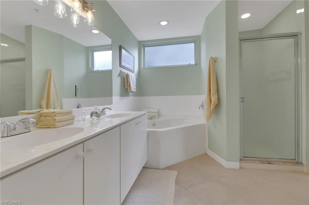 3840 Sawgrass WAY # 2811