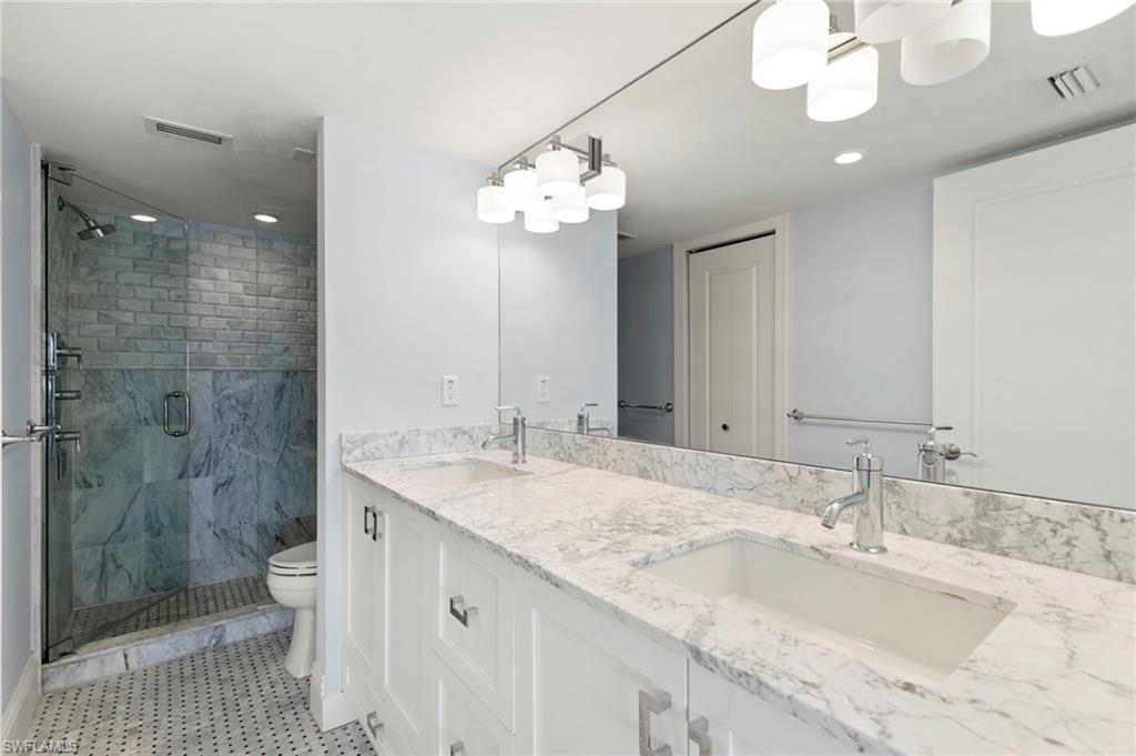 3443 Gulf Shore BLVD N # 204