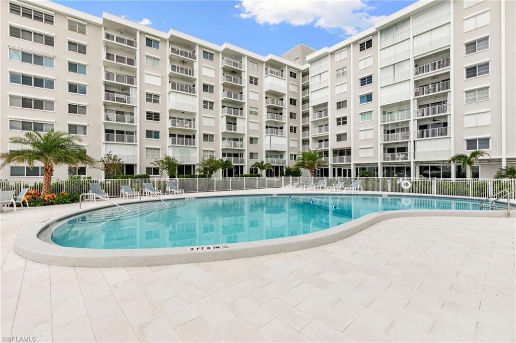 3443 Gulf Shore BLVD N # 204