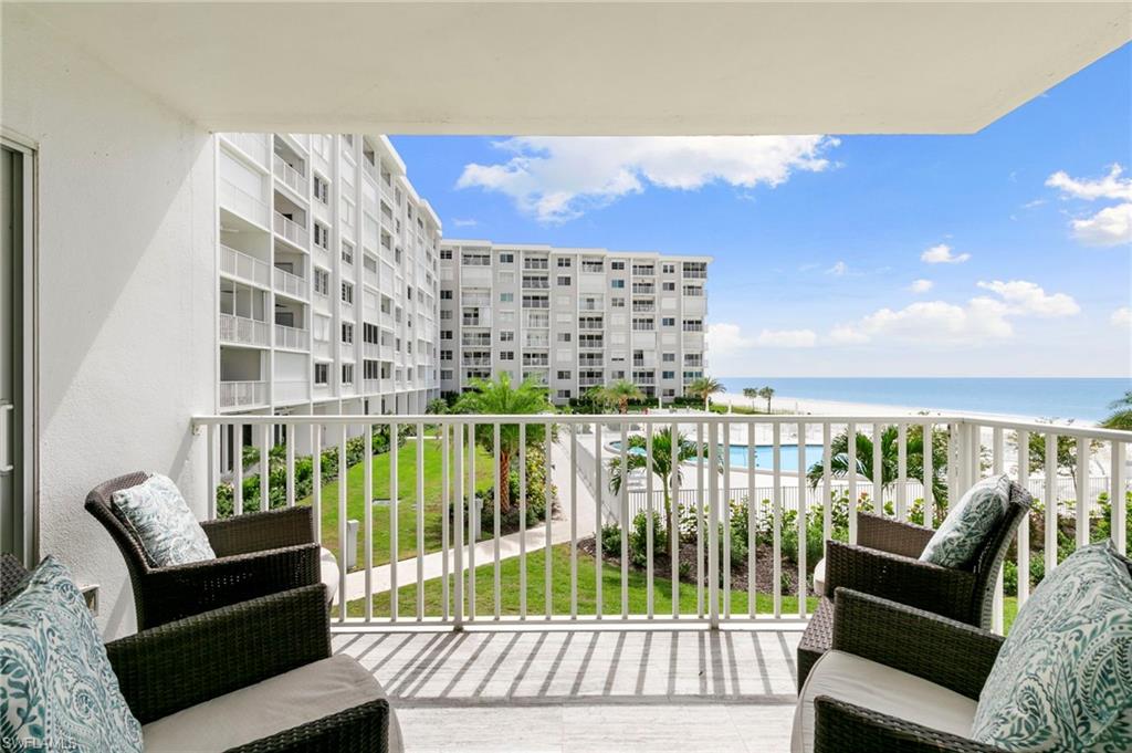 3443 Gulf Shore BLVD N # 204